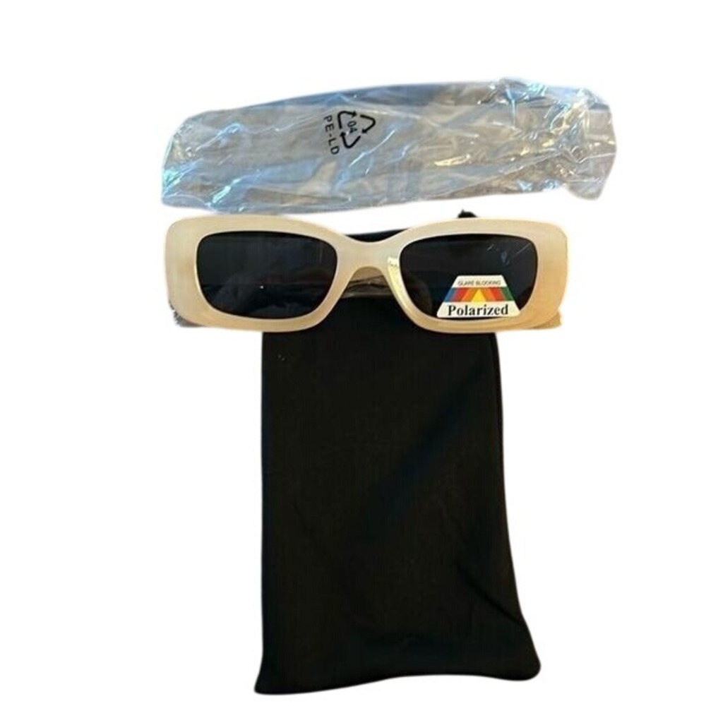 Retro-Vibe Rectangular Polarized‎ Anti-Glare Sunglasses. Pale Salmon Color.